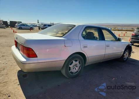 2000 Lexus Ls 400 z USA, uszkodzony, nr VIN JT8BH28F8Y0170476